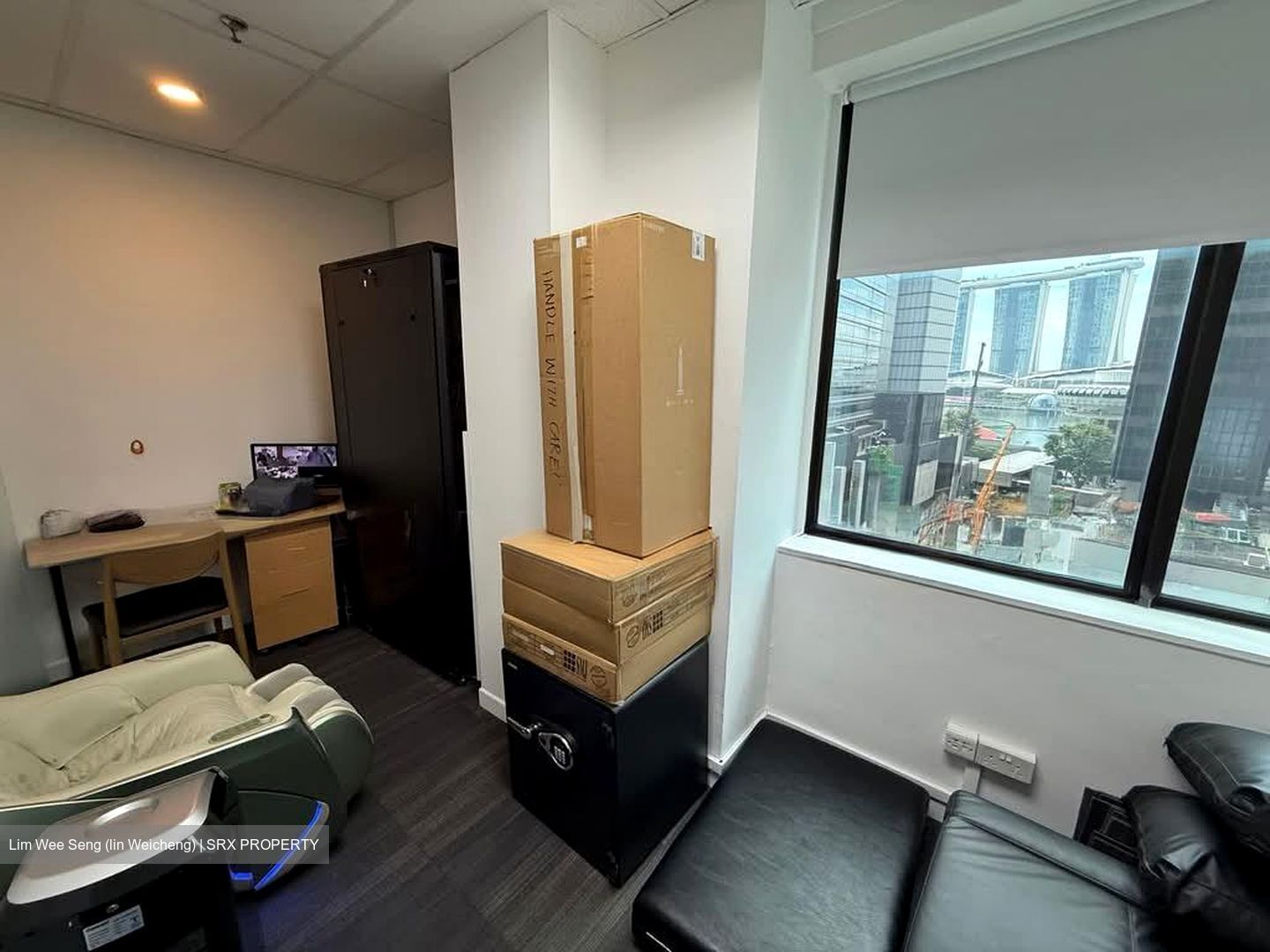 Royal Brothers Building (D1), Office #568043751